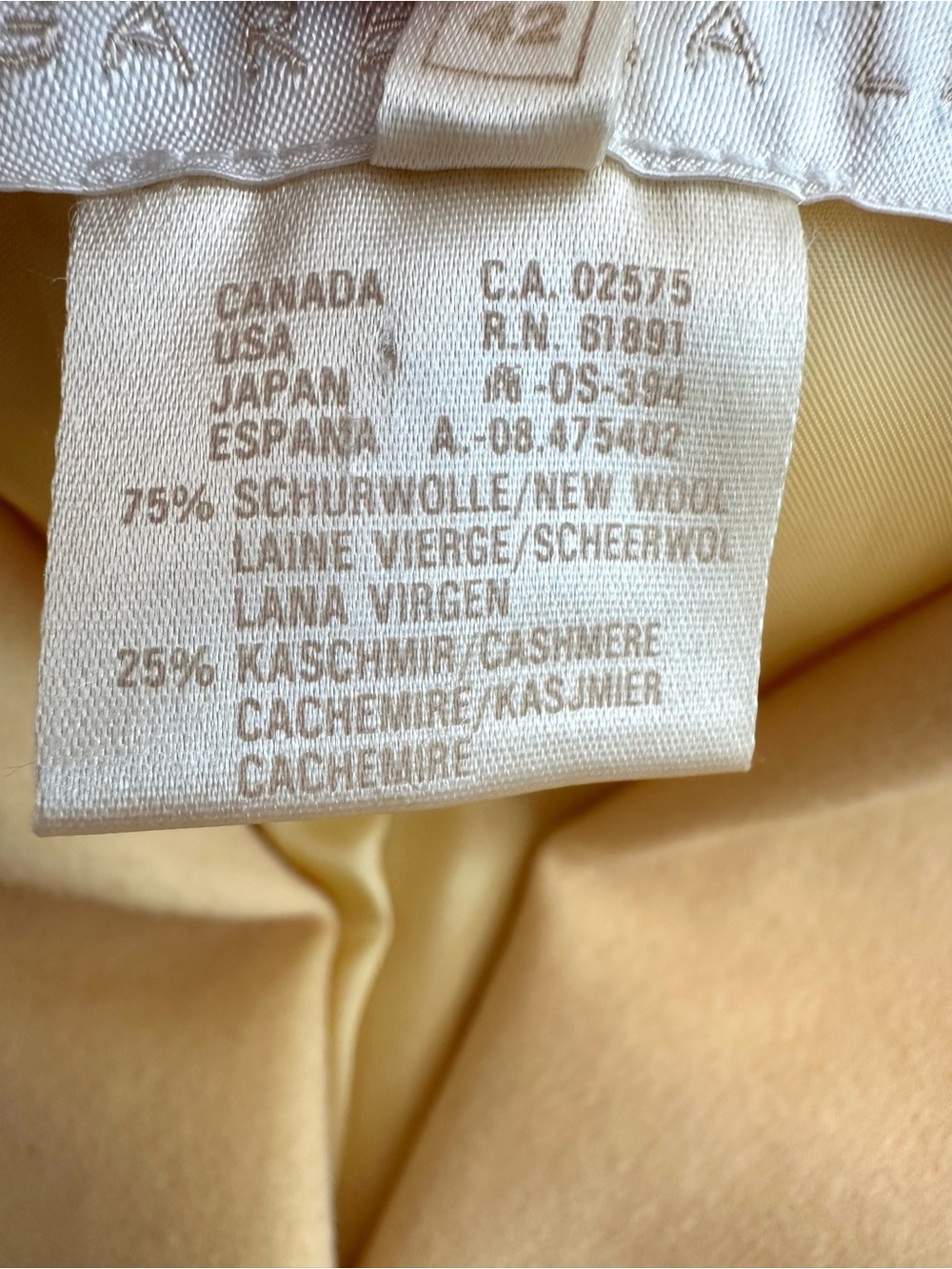 ESCADA Margaretha Ley Vintage Butter Yellow Belted Blazer Wool Cashmere 42 / 12 - Picture 7 of 14